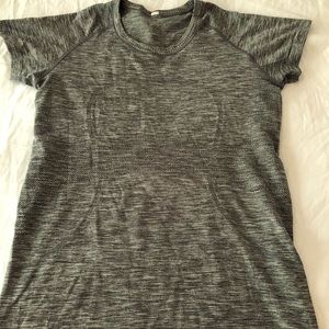 Lululemon Swiftly tech tee
